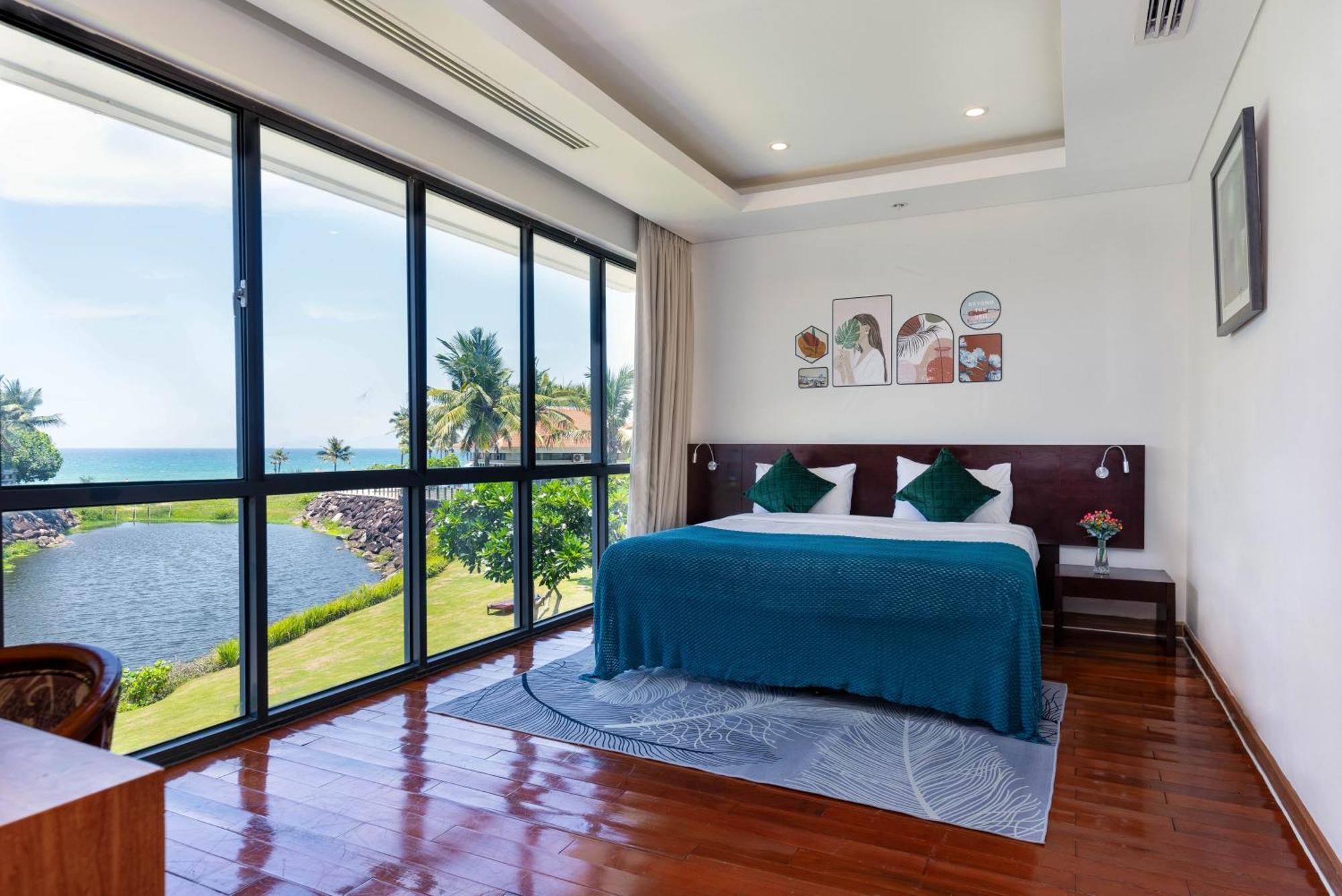 Ocean Luxury Villas Danang Exterior photo